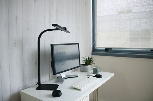 Bureaulamp Unilux Strata base led zwart-2